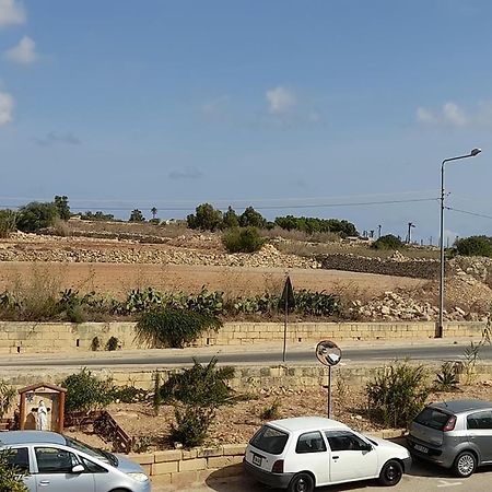 Dynesty B&B Birżebbuġa Екстериор снимка